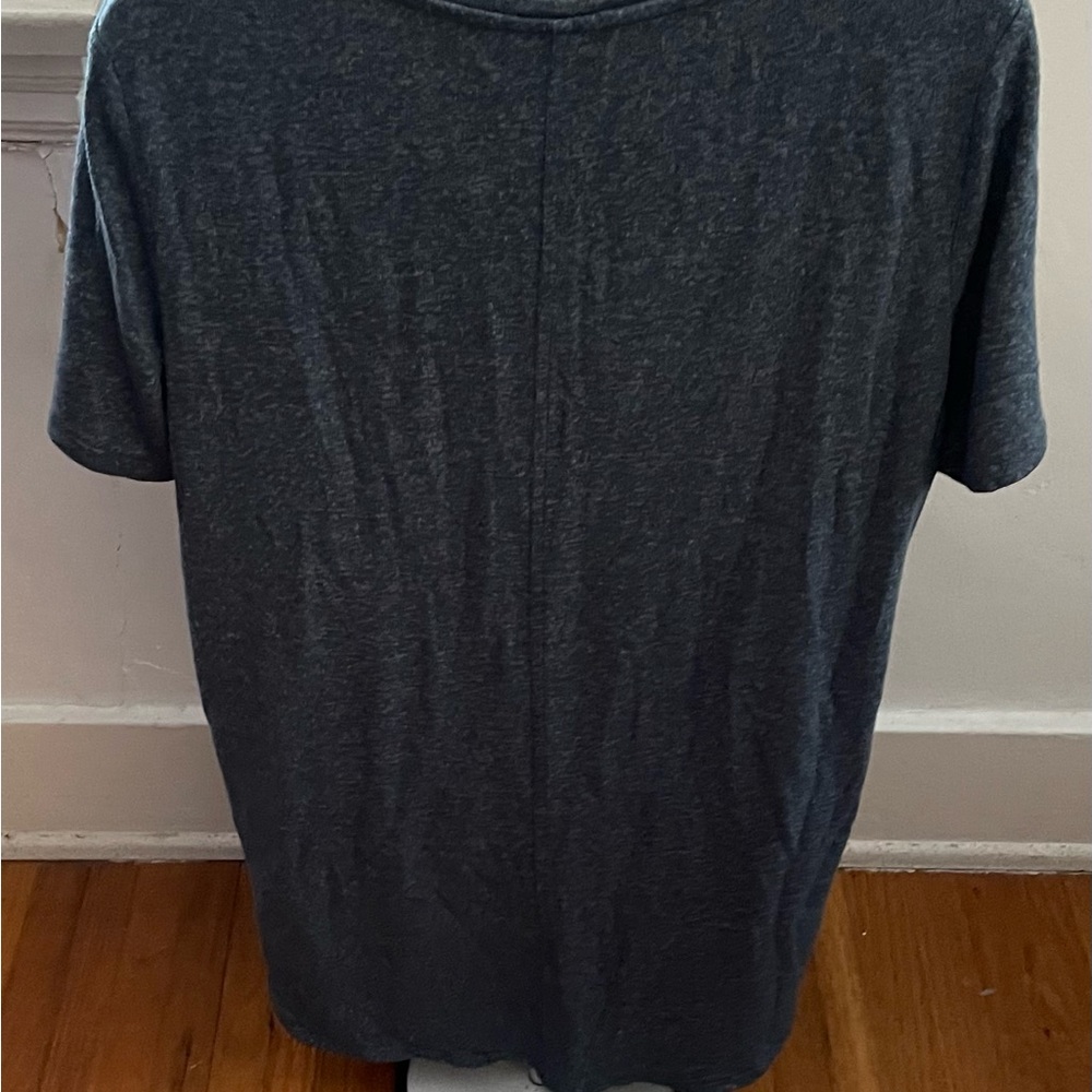 Ann Taylor heather gray rayon round hem T-shirt, size M loungewear side slits - Picture 3 of 12
